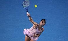  大坂直美在老鹰比赛中问鼎冠军，势不可挡引发热议！