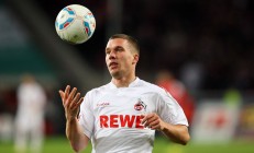 文班亚马复出首秀出彩，曼城主场惊险利物浦，豪取6连胜