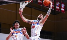  Karsa爆冷击败尤文图斯，问鼎冠军引爆全场！